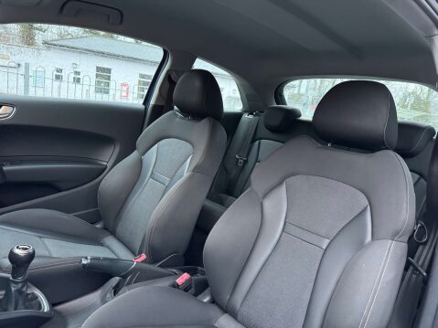 Audi A1 TFSI SPORT 27