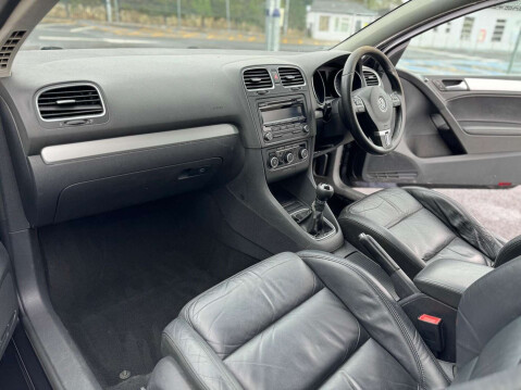 Volkswagen Golf 2.0 TDI GT 14