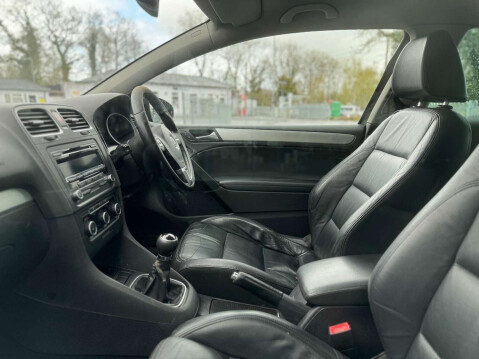 Volkswagen Golf 2.0 TDI GT 31