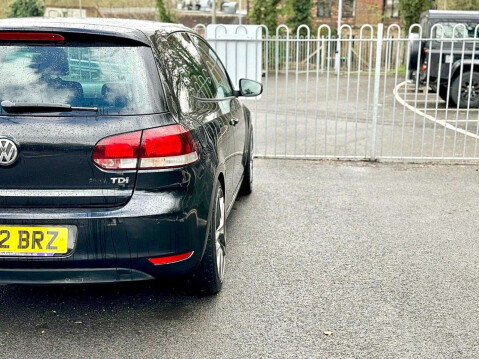Volkswagen Golf 2.0 TDI GT 10