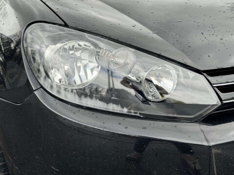 Volkswagen Golf 2.0 TDI GT 33