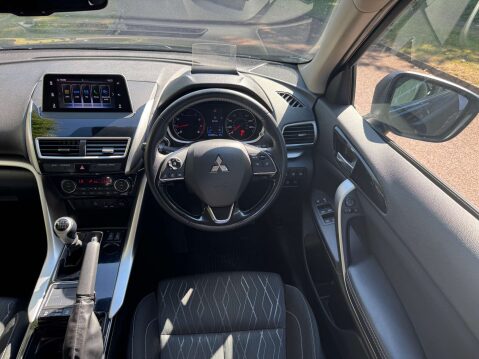 Mitsubishi Eclipse Cross 1.5 T 3 24