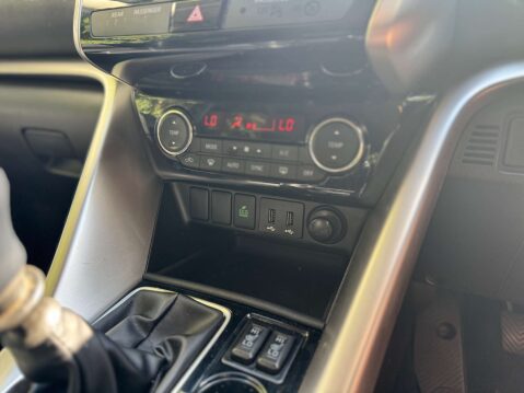 Mitsubishi Eclipse Cross 1.5 T 3 60