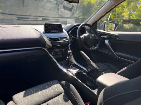 Mitsubishi Eclipse Cross 1.5 T 3 22