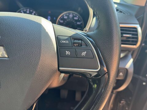 Mitsubishi Eclipse Cross 1.5 T 3 33