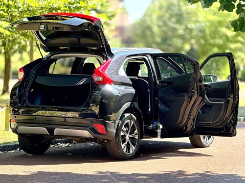 Mitsubishi Eclipse Cross 1.5 T 3 21