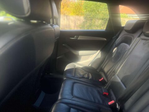 Audi SQ5 3.0 BiTDI V6 10