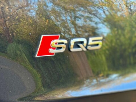 Audi SQ5 3.0 BiTDI V6 47