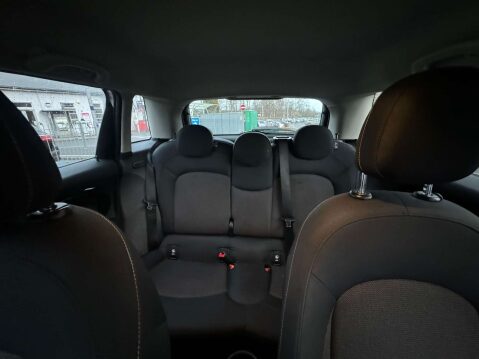 Mini Hatch 1.2 5-Door Hatch One 7