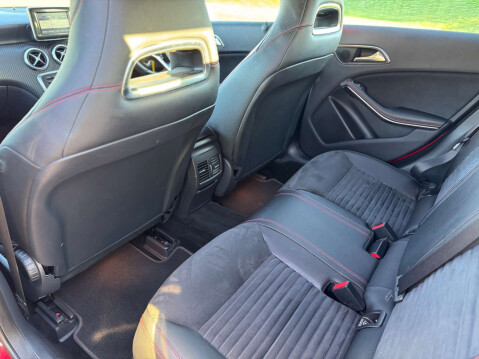 Mercedes-Benz A Class 2.0 A250 BlueEfficiency AMG Sport Auto 5dr 31