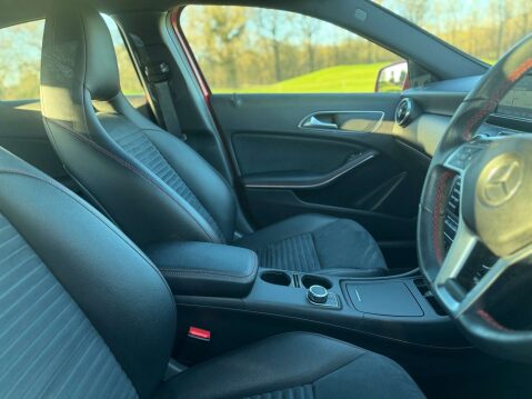 Mercedes-Benz A Class 2.0 A250 BlueEfficiency AMG Sport Auto 5dr 52