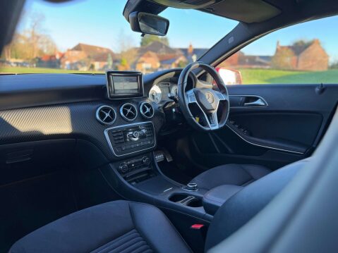 Mercedes-Benz A Class 2.0 A250 BlueEfficiency AMG Sport Auto 5dr 43