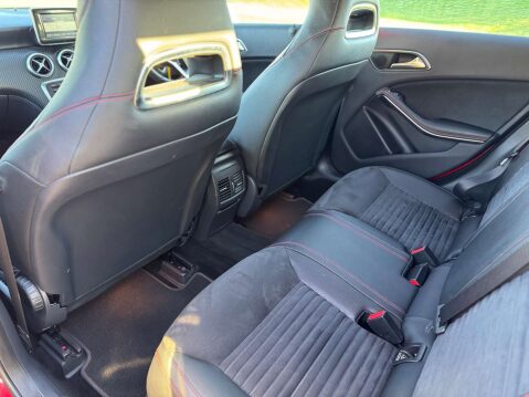 Mercedes-Benz A Class 2.0 A250 BlueEfficiency AMG Sport Auto 5dr 31