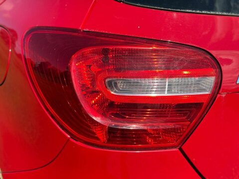 Mercedes-Benz A Class 2.0 A250 BlueEfficiency AMG Sport Auto 5dr 51