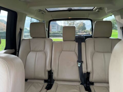 Land Rover Discovery 3.0 Discovery HSE TDV6 Auto 4WD 5dr 7