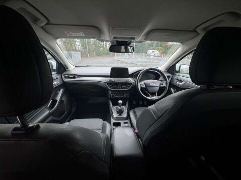 Ford Focus 1.5 T EcoBoost Titanium X 10
