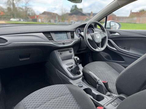 Vauxhall Astra 1.4 Astra Design 5dr 40