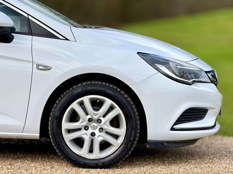 Vauxhall Astra 1.4 Astra Design 5dr 9