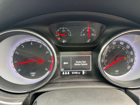 Vauxhall Astra 1.4 Astra Design 5dr 11