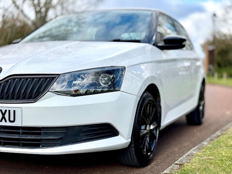 Skoda Fabia 1.0 Fabia Colour Edition MPI 5dr 3