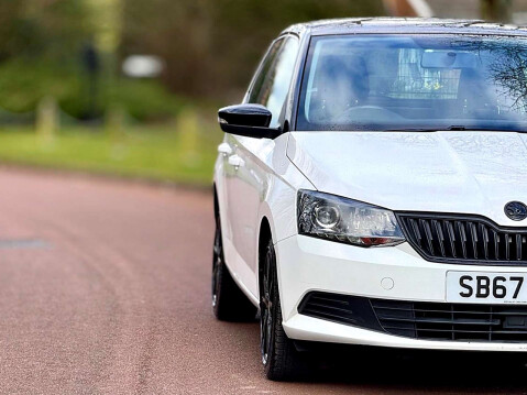 Skoda Fabia 1.0 Fabia Colour Edition MPI 5dr 10