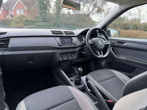 Skoda Fabia 1.0 Fabia Colour Edition MPI 5dr 24