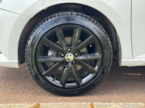 Skoda Fabia 1.0 Fabia Colour Edition MPI 5dr 37