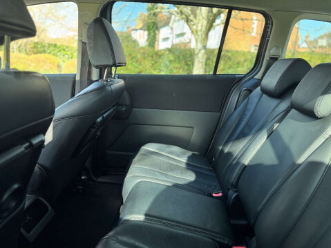 Mazda 5 1.6 5 Sport Venture D 5dr 37