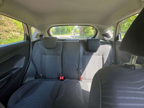 Ford Fiesta 1.0 Fiesta Zetec 5dr 35