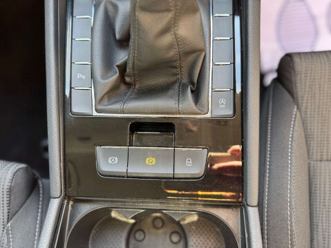 Skoda Superb 1.5 Superb SE TSI 5dr 59