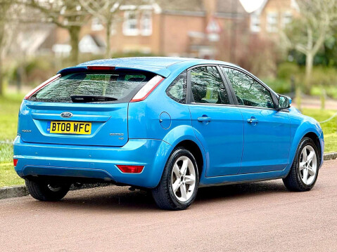 Ford Focus 1.8 Focus Zetec 125 5dr 20