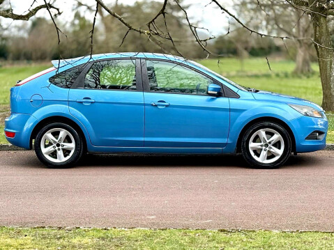 Ford Focus 1.8 Focus Zetec 125 5dr 17