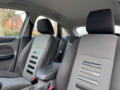 Ford Focus 1.8 Focus Zetec 125 5dr 49