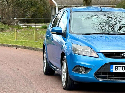 Ford Focus 1.8 Focus Zetec 125 5dr 56