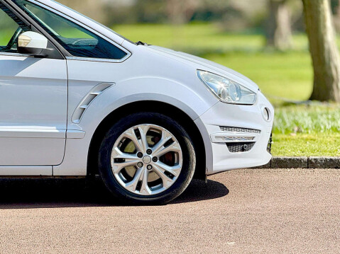 Ford S-Max 2.0 S-Max Titanium Auto 5dr 59