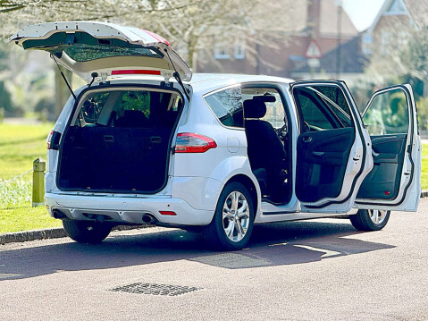 Ford S-Max 2.0 S-Max Titanium Auto 5dr 20