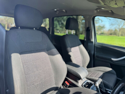 Ford S-Max 2.0 S-Max Titanium Auto 5dr 26
