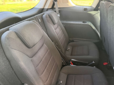 Ford S-Max 2.0 S-Max Titanium Auto 5dr 33