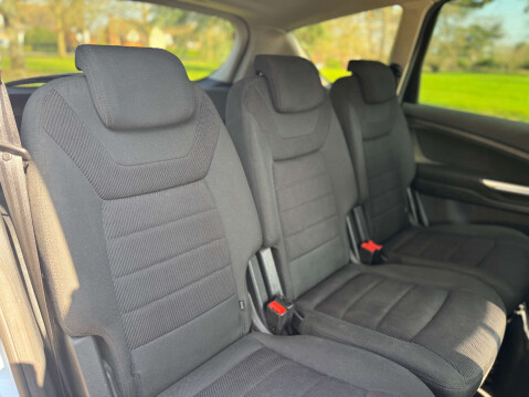 Ford S-Max 2.0 S-Max Titanium Auto 5dr 36