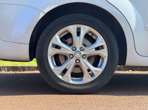 Ford S-Max 2.0 S-Max Titanium Auto 5dr 45