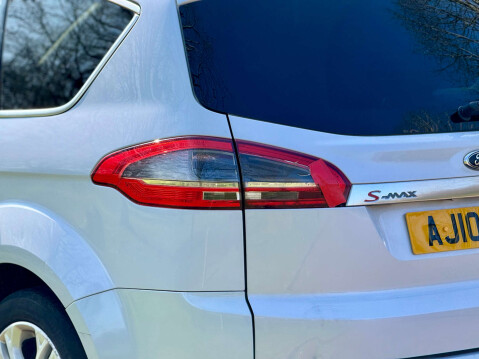Ford S-Max 2.0 S-Max Titanium Auto 5dr 55