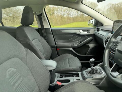 Ford Focus 1.5 Focus Active 5dr 28