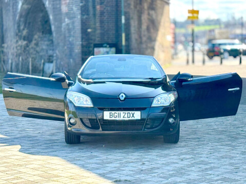 Renault Megane 1.9 Megane Dynamique TomTom DCI 2dr 7