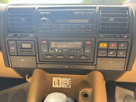 Land Rover Discovery TD5 ES 53