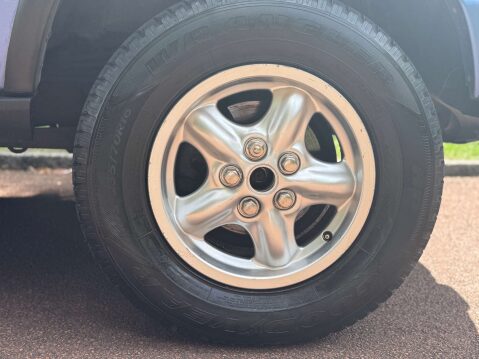 Land Rover Discovery TD5 ES 46