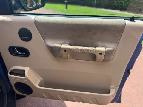 Land Rover Discovery TD5 ES 44