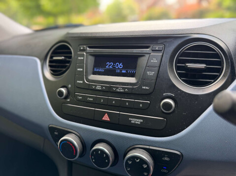 Hyundai i10 1.2 I10 Premium 5dr 37