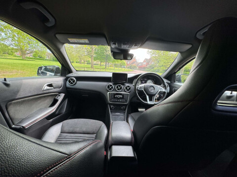 Mercedes-Benz A Class 1.5 A180 BlueEfficiency AMG Sport CDi Auto 5dr 28