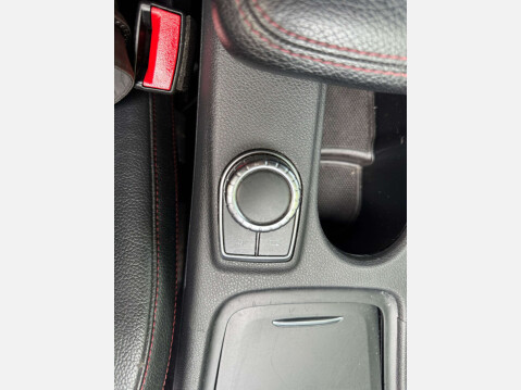 Mercedes-Benz A Class 1.5 A180 BlueEfficiency AMG Sport CDi Auto 5dr 43