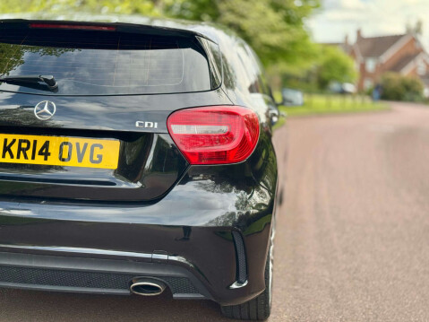 Mercedes-Benz A Class 1.5 A180 BlueEfficiency AMG Sport CDi Auto 5dr 15